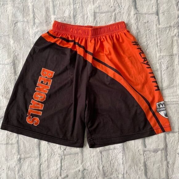 Cleveland Browns youth boys L football shorts w/elastic waist - Picture 1 of 7